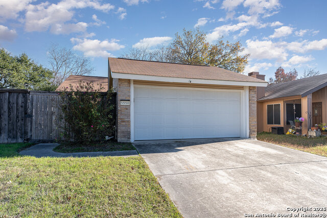 5550 Rangeland Property Photo 3