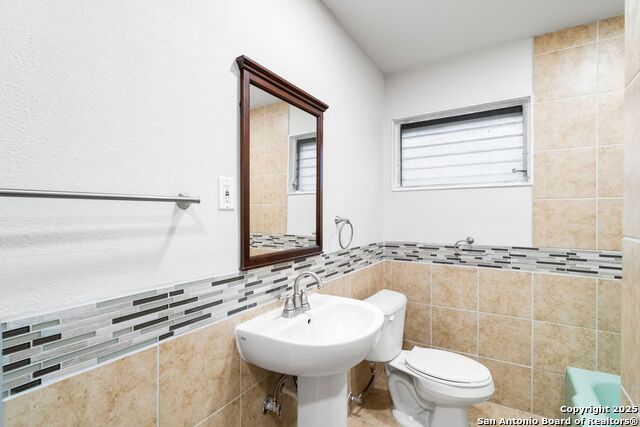 1139 Thompson Pl Property Photo 19
