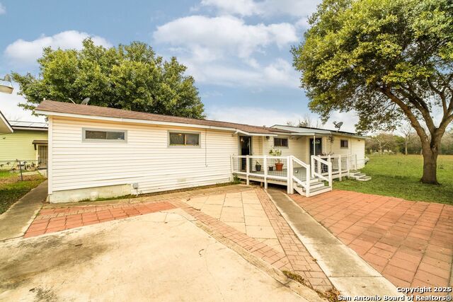 1139 Thompson Pl Property Photo 34