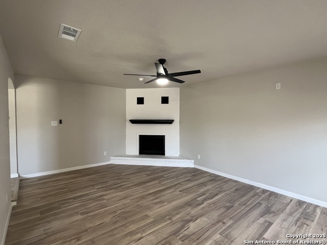 2401 Threadway St Property Photo 16