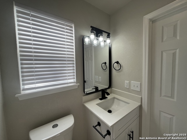 2401 Threadway St Property Photo 26
