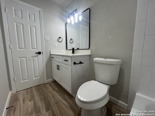 2401 Threadway St Property Photo 35