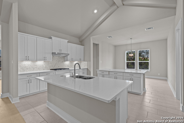 1310 Roxburg Way Property Photo 14