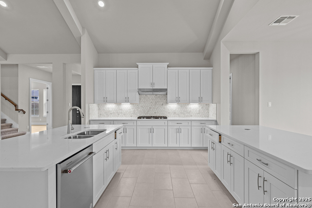 1310 Roxburg Way Property Photo 15