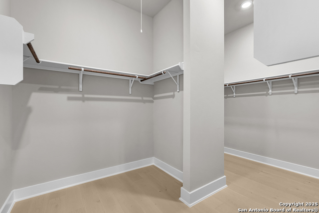 1310 Roxburg Way Property Photo 23