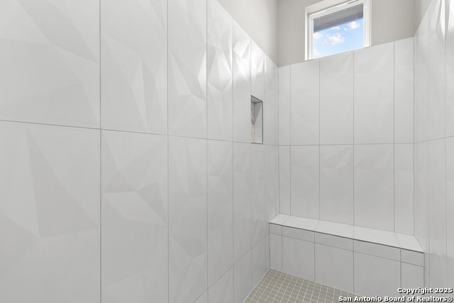 1310 Roxburg Way Property Photo 24