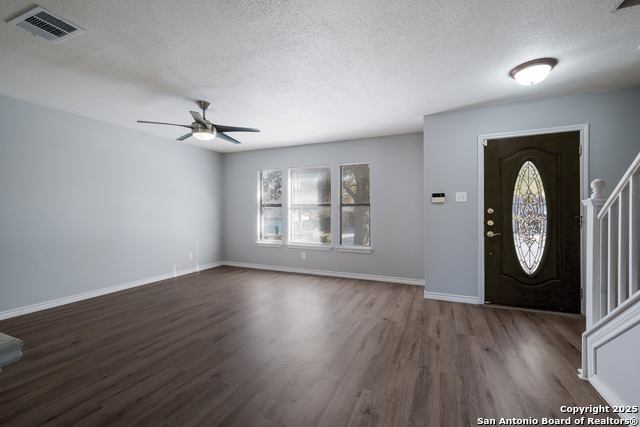 8123 Cantura Mills Property Photo 4