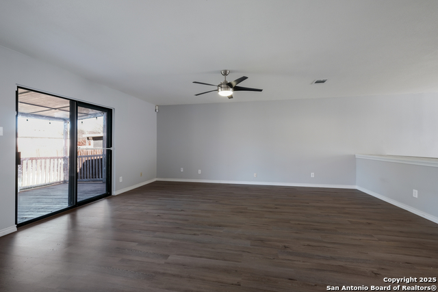 8123 Cantura Mills Property Photo 7