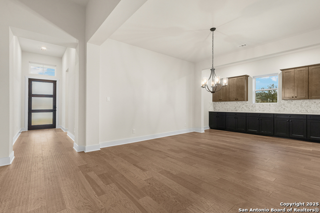 1402 Berkdale Bluff Property Photo 5