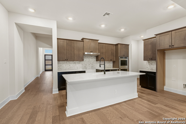 1402 Berkdale Bluff Property Photo 7