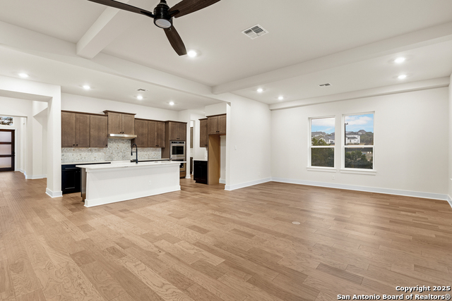 1402 Berkdale Bluff Property Photo 11