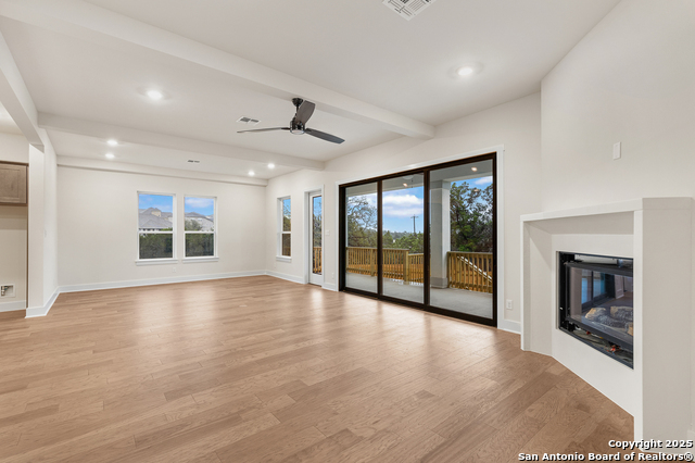 1402 Berkdale Bluff Property Photo 13