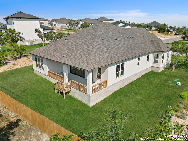 1402 Berkdale Bluff Property Photo 20