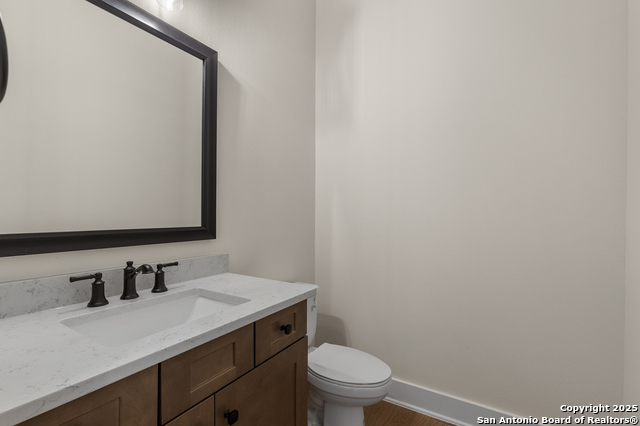 1402 Berkdale Bluff Property Photo 25
