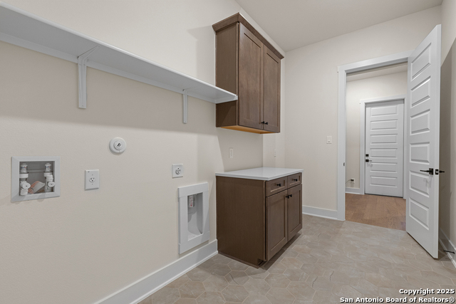 1402 Berkdale Bluff Property Photo 27