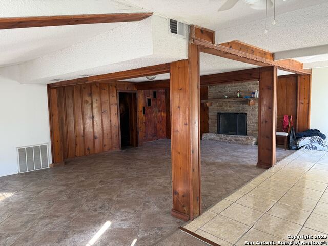 235 Altgelt Ave Property Photo 3