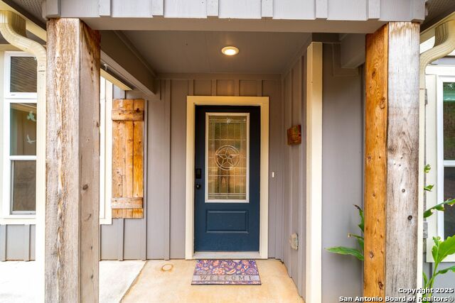 113 Post Oak Ct Property Photo 4