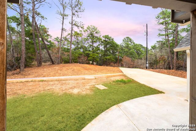 113 Post Oak Ct Property Photo 5