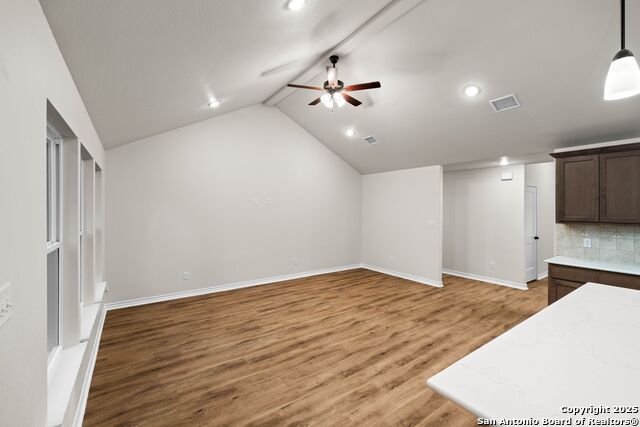 113 Post Oak Ct Property Photo 11