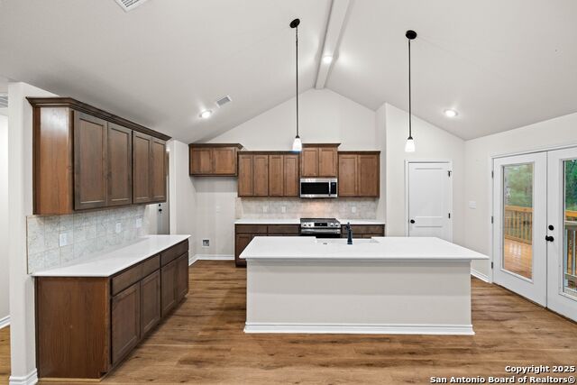 113 Post Oak Ct Property Photo 13