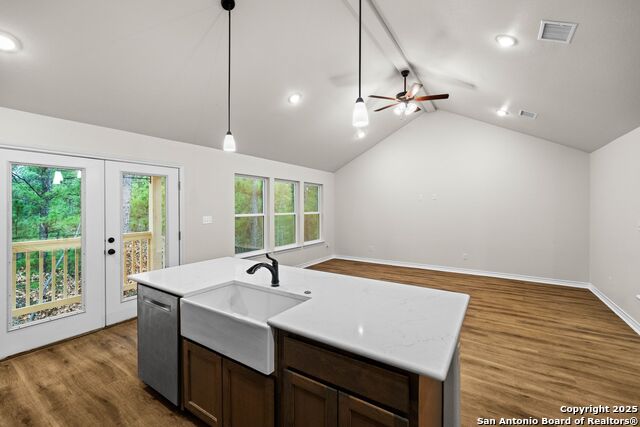 113 Post Oak Ct Property Photo 15