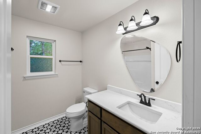 113 Post Oak Ct Property Photo 28