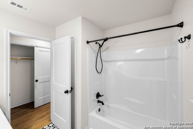113 Post Oak Ct Property Photo 29