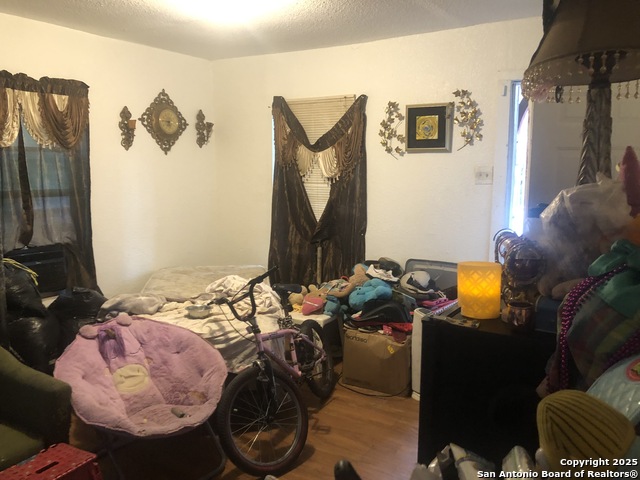 454 Blue Bonnet St Property Photo 6