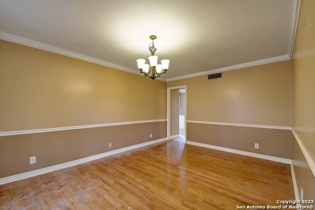 5801 Windvale Dr Property Photo 6
