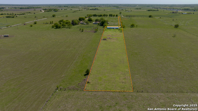 312 County Road 1295b Property Photo 2