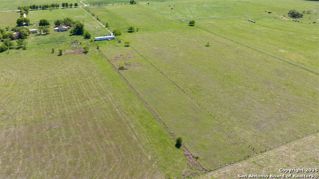 312 County Road 1295b Property Photo 3