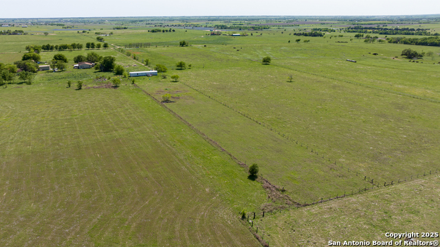 312 County Road 1295b Property Photo 4