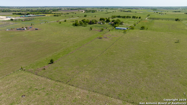312 County Road 1295b Property Photo 5