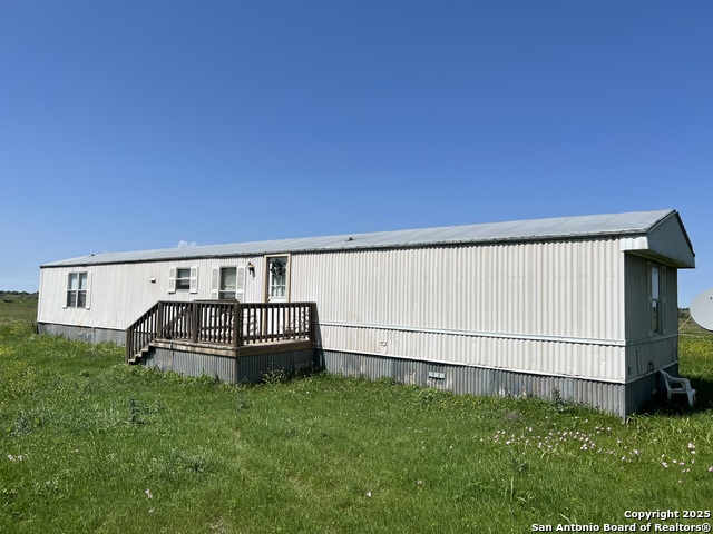 312 County Road 1295b Property Photo 8