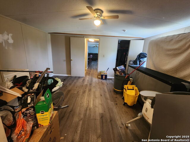 312 County Road 1295b Property Photo 18