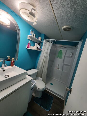 312 County Road 1295b Property Photo 19