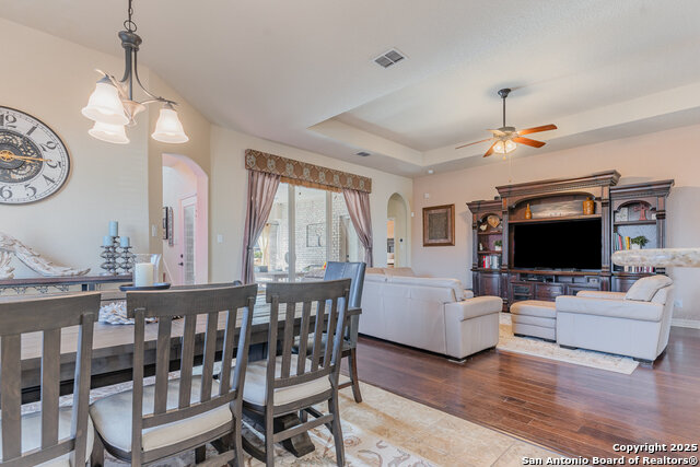 6809 Laura Blf Property Photo 12