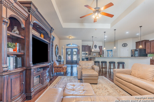 6809 Laura Blf Property Photo 15