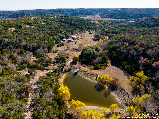 150 Coker Holw Property Photo 1