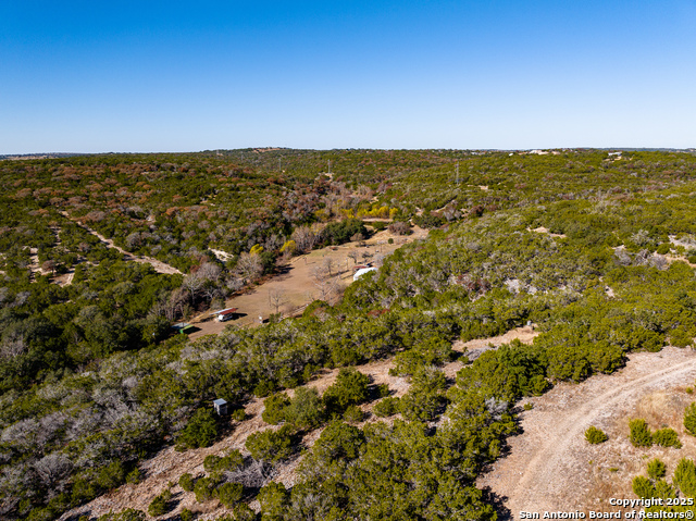 150 Coker Holw Property Photo 9
