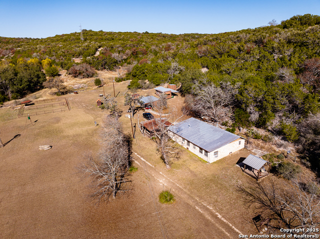 150 Coker Holw Property Photo 15