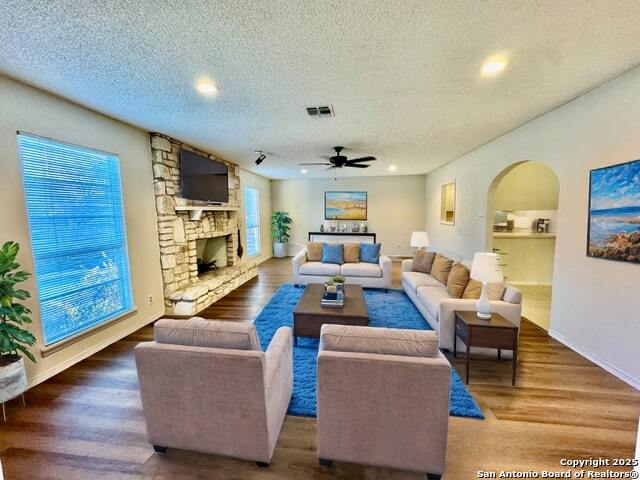 8006 Harper Valley St Property Photo 8