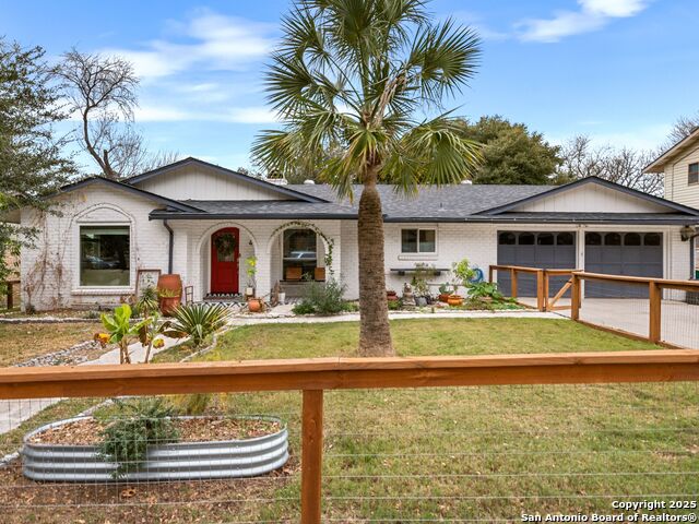 430 De Soto Dr Property Photo