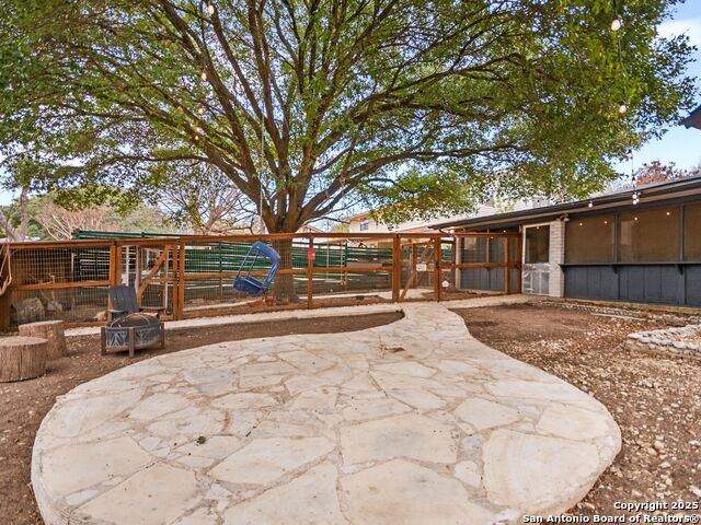 430 De Soto Dr Property Photo 33