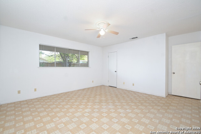 122 E Silver Sands Dr Property Photo 9