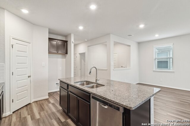 11518 Lightning Way Property Photo 12