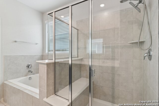 11518 Lightning Way Property Photo 16