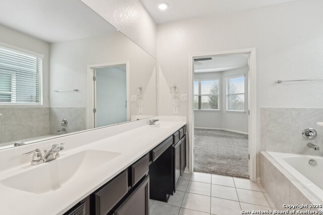 11518 Lightning Way Property Photo 19
