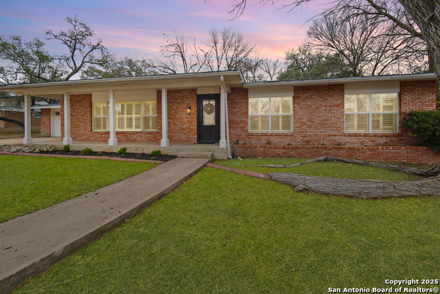 541 Cardinal Dr Property Photo 2