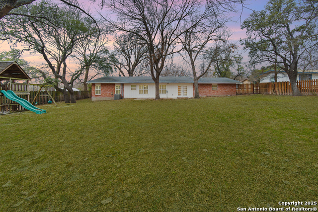541 Cardinal Dr Property Photo 32
